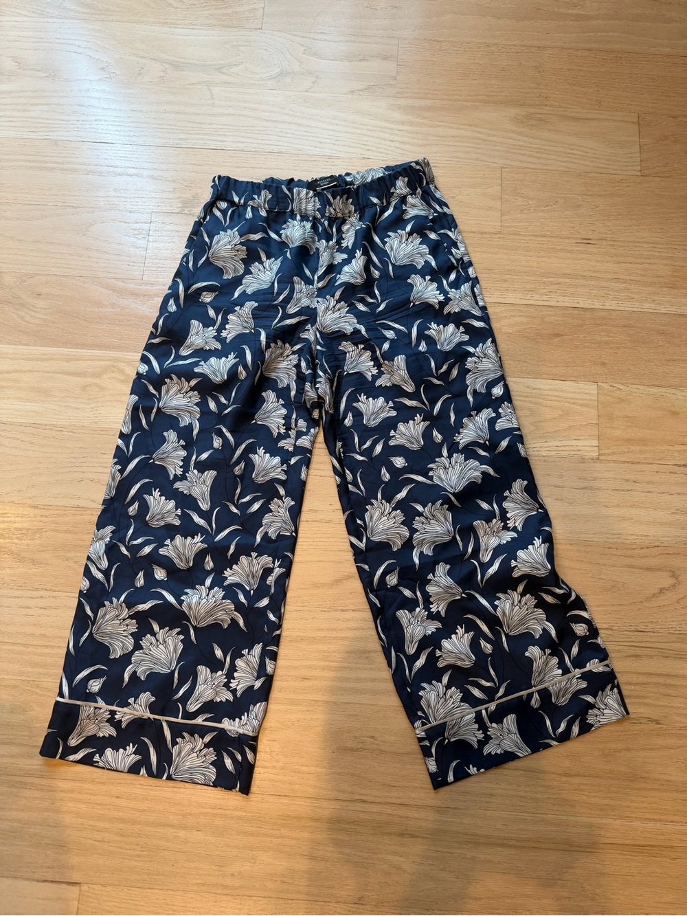 Weekend Max Mara Navy Floral-Print Wide-Leg Joggers